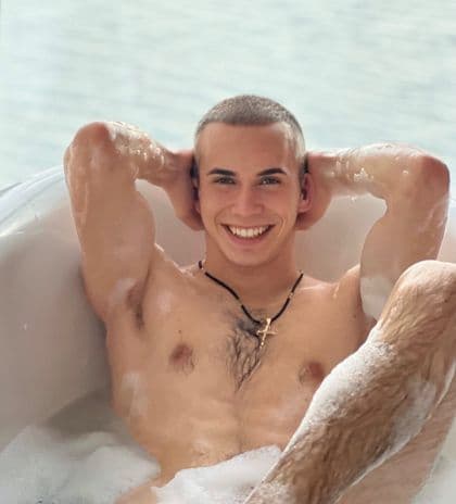 @derek_green