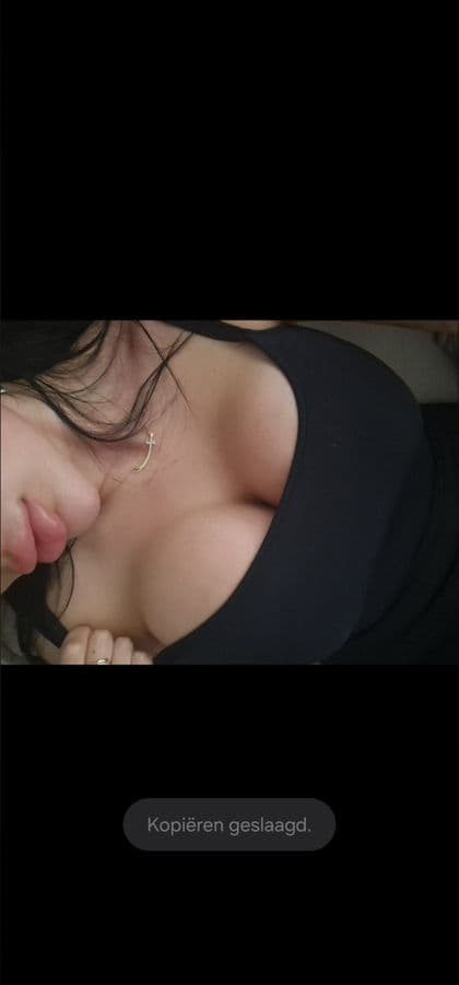 @rojinboobs