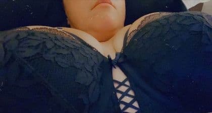 @naughtypiercedcouple