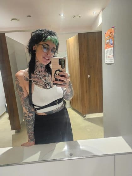 @d1rtylittlegoth91