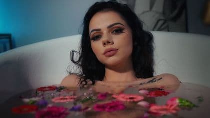 @xo_ezraaa