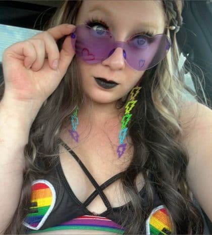 @dumegirl