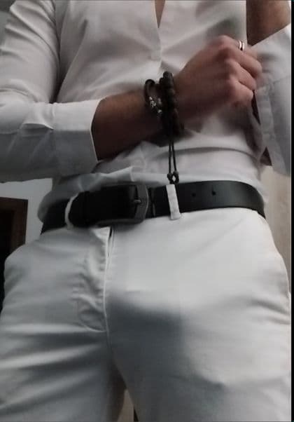 @yllibwhite