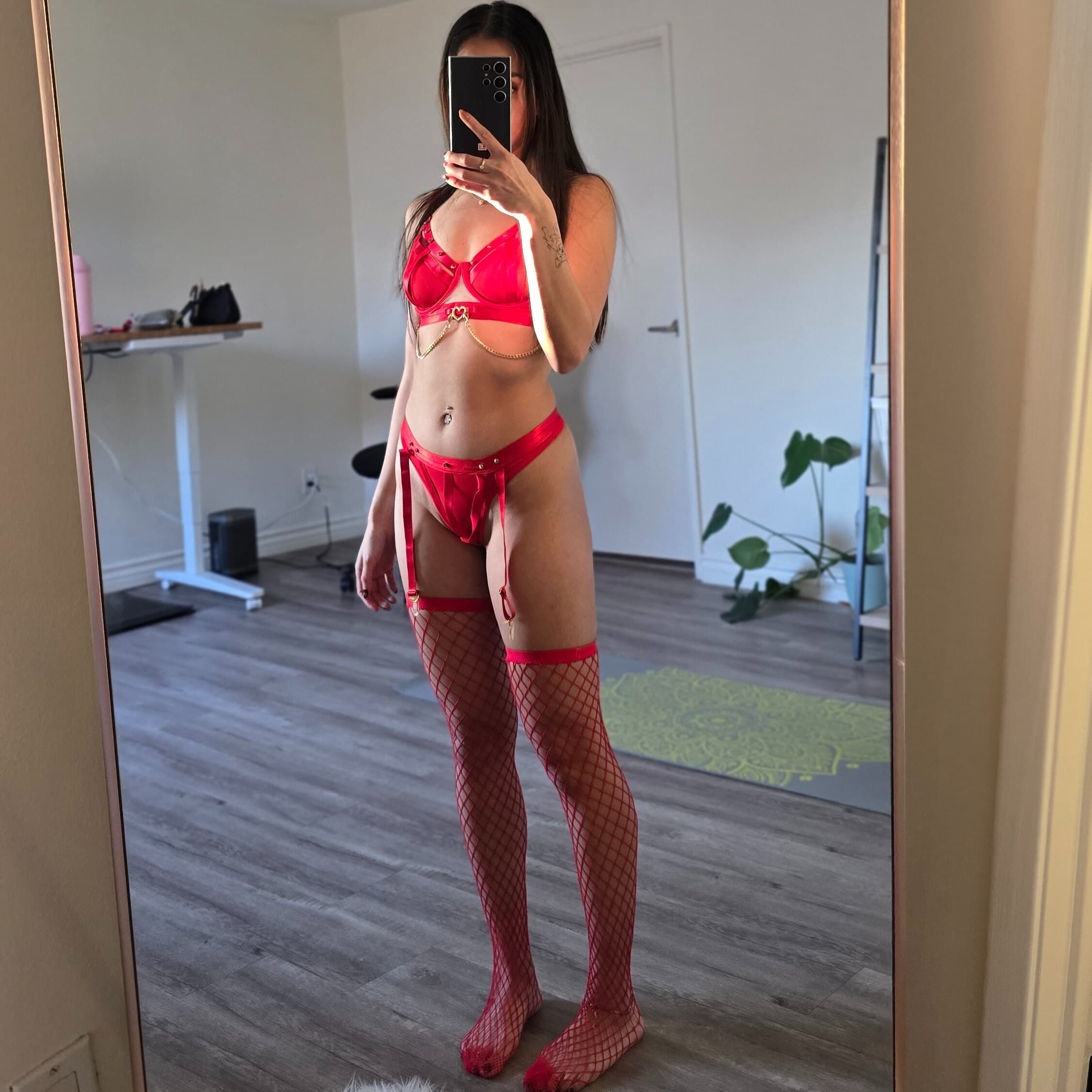 @alicebynight