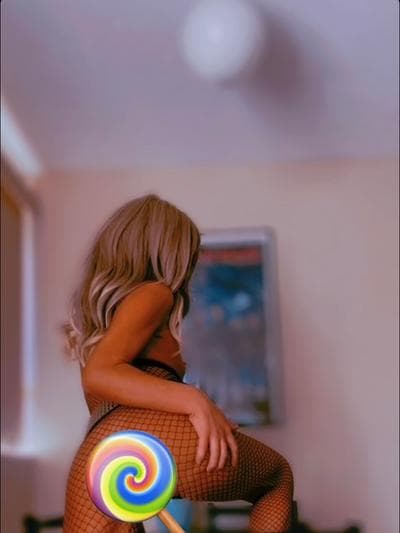 @canadianblondegirl