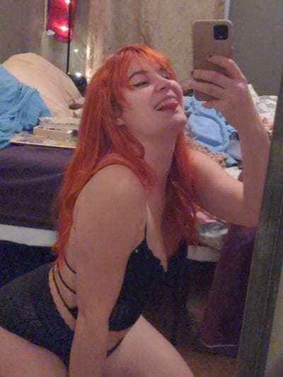 @h0rnyhoneyqueen