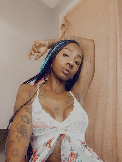 @madamekinkykay