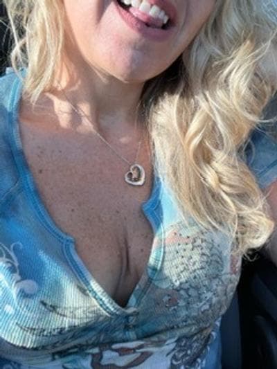 @naughty2milf