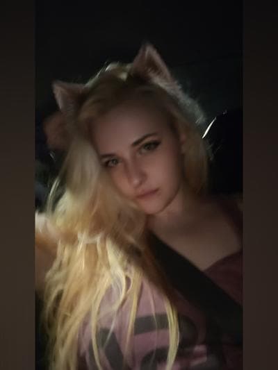 @w00f0x