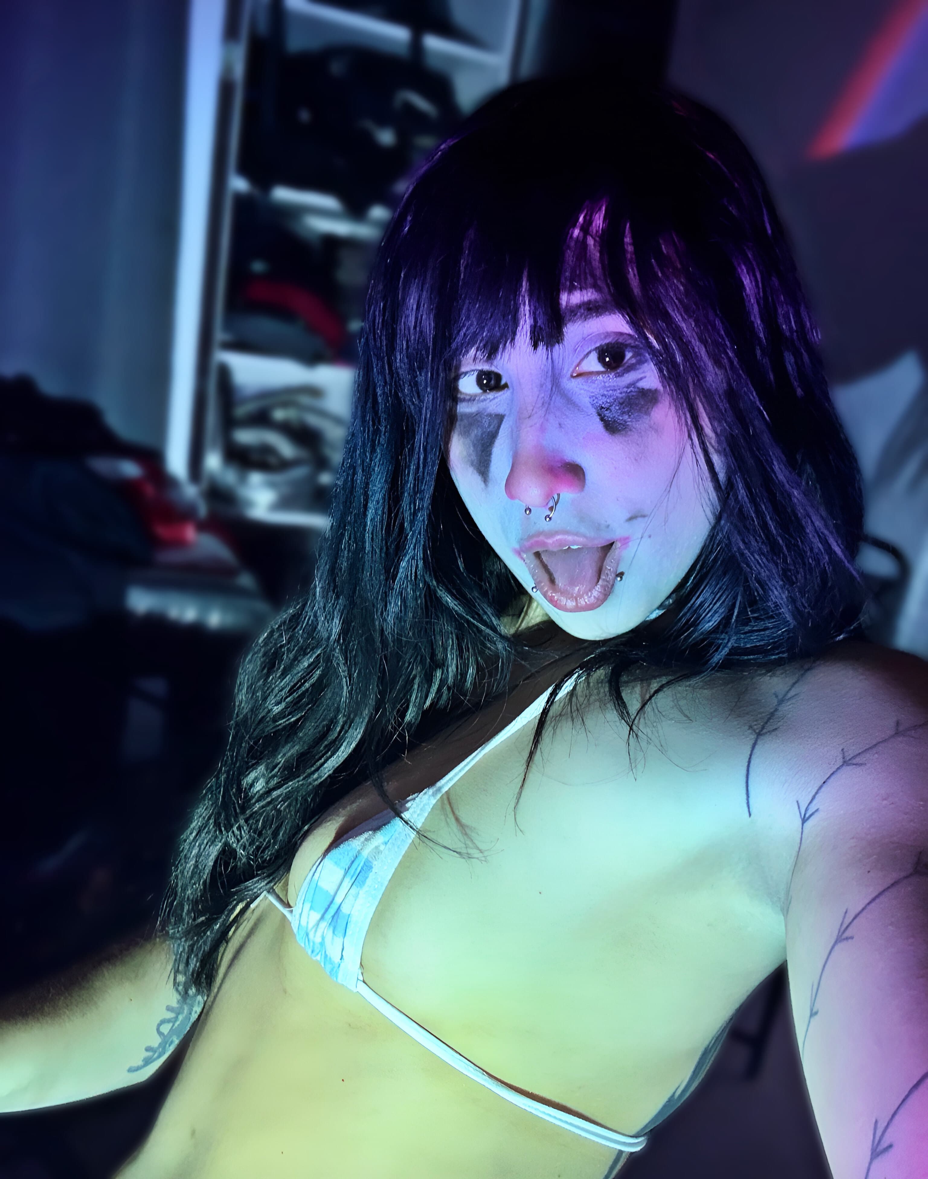 @yourplayfulgoth